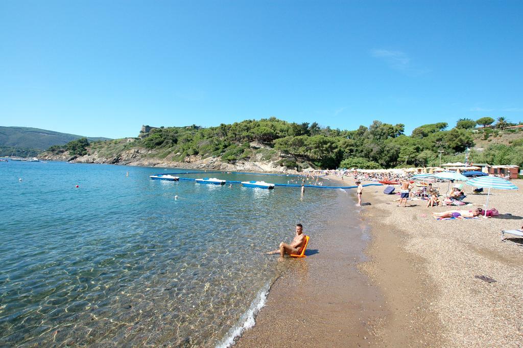 Baia Fiorita Apartment Porto Azzurro Phòng bức ảnh